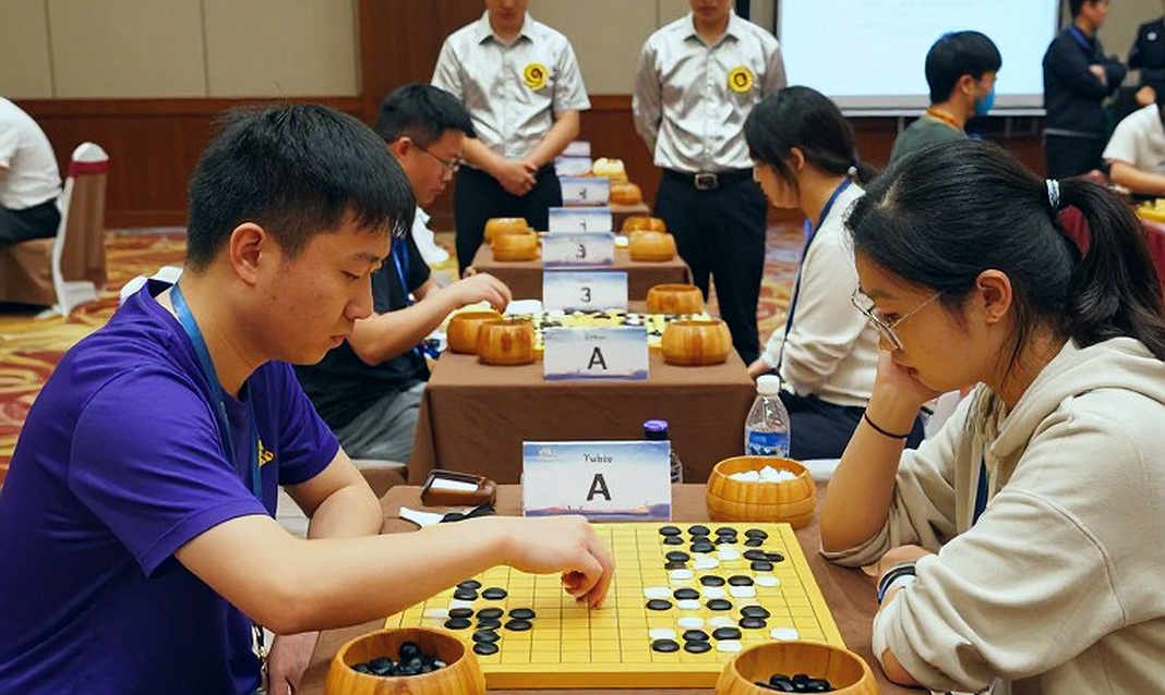 Carlsen's Interview: The Headline Said 'Humans Are Weak'; the Technical Truth Sat in the 5–6 Hour Answer