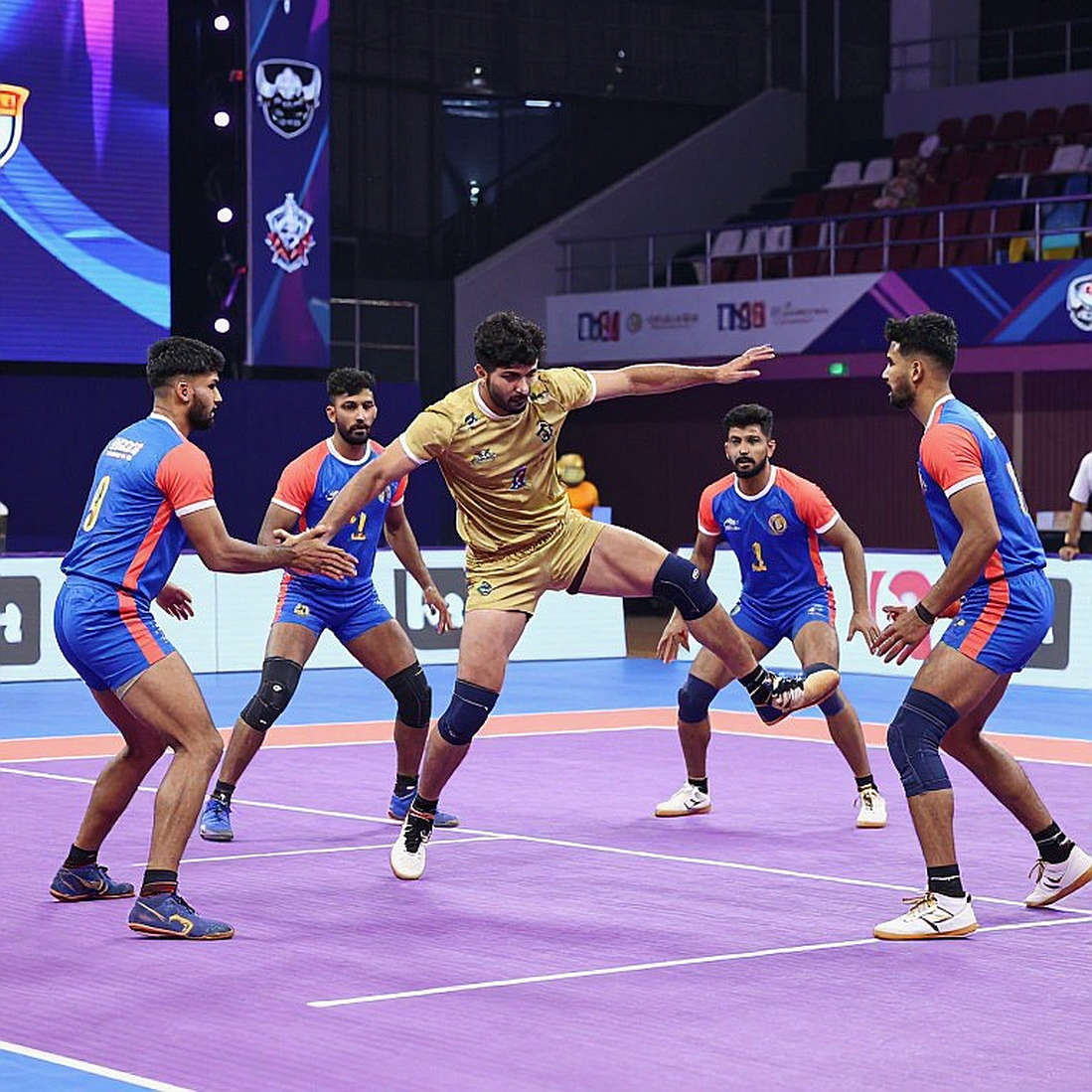 कॉमनवेल्थ कबड्डी चैंपियनशिप का चौथा मैच: भारत के सामने इंग्लैंड खड़ा है, पर असली सवाल भारत का अपना स्कोरबोर्ड है कॉमनवेल्थ कबड्डी चैंपियनशिप का चौथा मैच: भारत के सामने इंग्लैंड खड़ा है, पर असली सवाल भारत का अपना स्कोरबोर्ड है